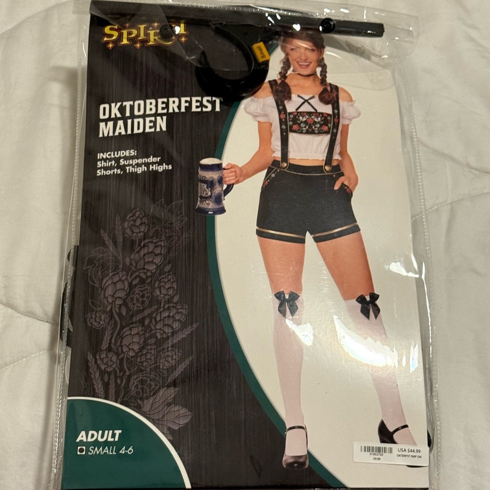 Spirit Halloween Oktoberfest Maiden Costume